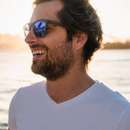 Handsome, tall and tanned guy wants to meet shy woman in Auburn